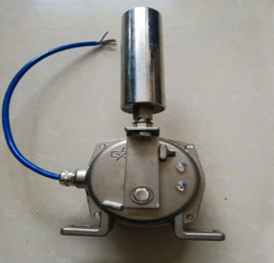 皮帶跑偏開關(guān)、KPTH2-10、兩級(jí)跑偏開關(guān)，防偏傳感器廠家